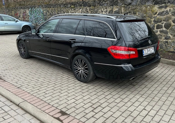 Mercedes-Benz Klasa E cena 42900 przebieg: 297000, rok produkcji 2009 z Gdynia małe 46